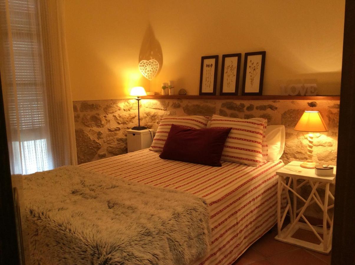 Apartament La Casa De Baix Torre del Compte Zewnętrze zdjęcie